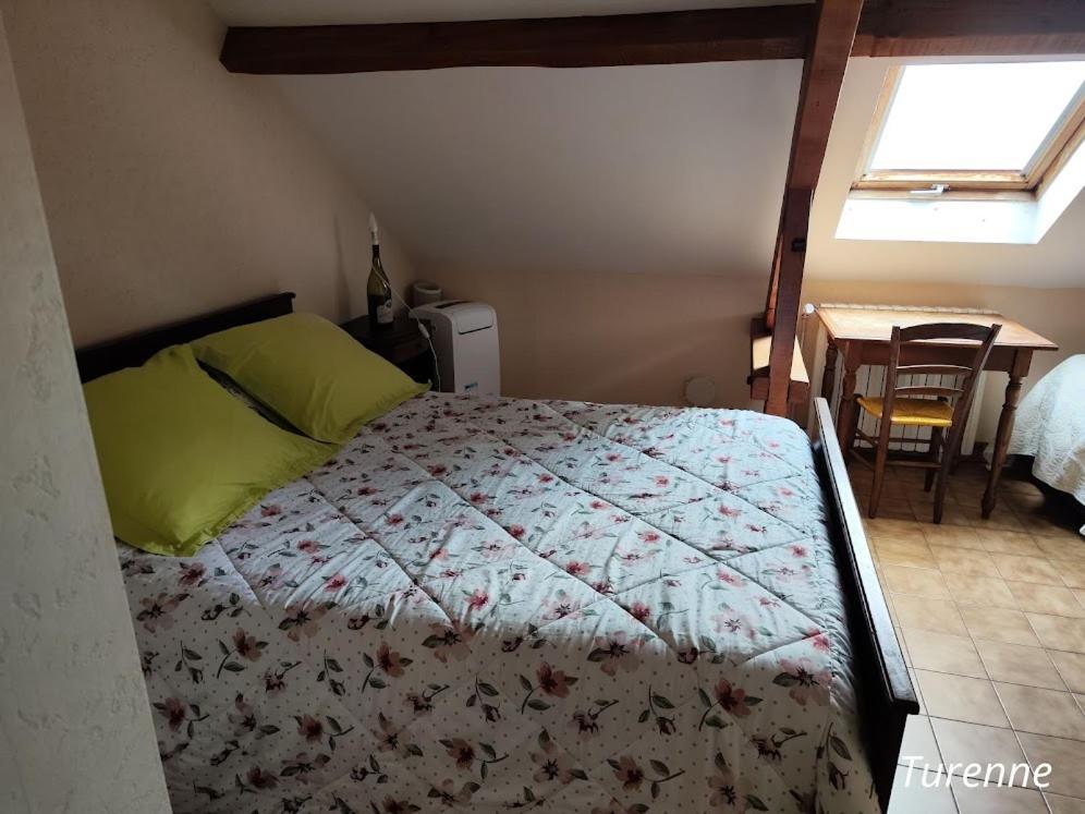 A L'Etape De La Ferme Bed & Breakfast Noailles  ภายนอก รูปภาพ